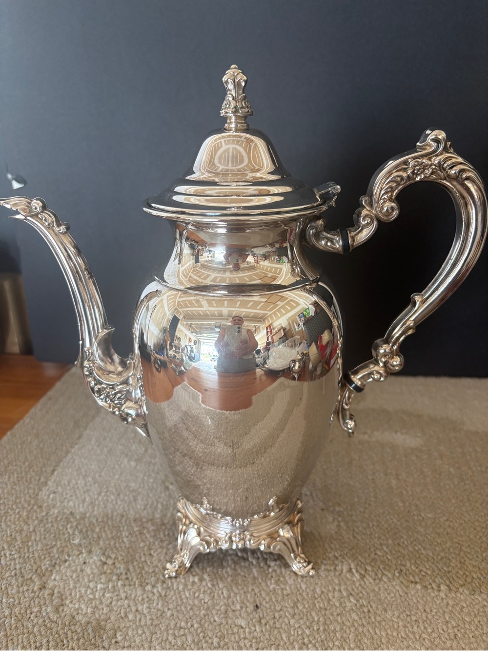 Oneida Silver Plated Ornate Coffee/Tea Pot